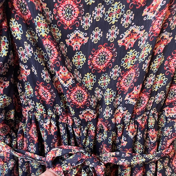 Socialite large strappy dress with belt NWOT - Picture 2 of 4